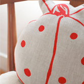 ladybug_pillow_2_3.jpg